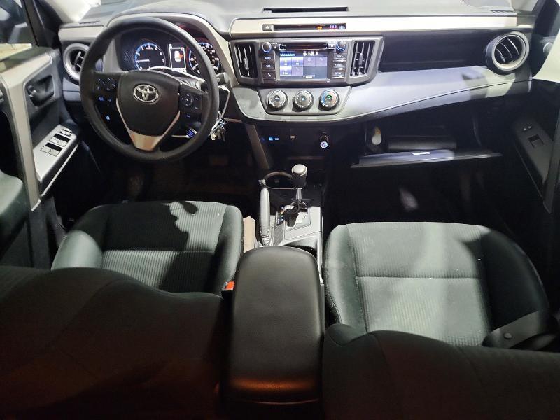 2018 TOYOTA RAV4 LE — Фото 8 из 13
