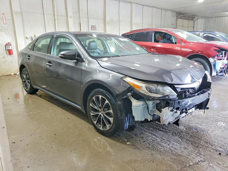 2018 TOYOTA AVALON XLE — Фото 4 из 13