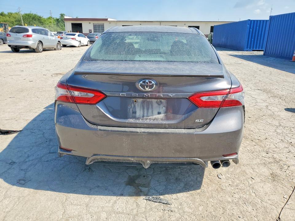 2018 TOYOTA CAMRY SE — Фото 6 из 13