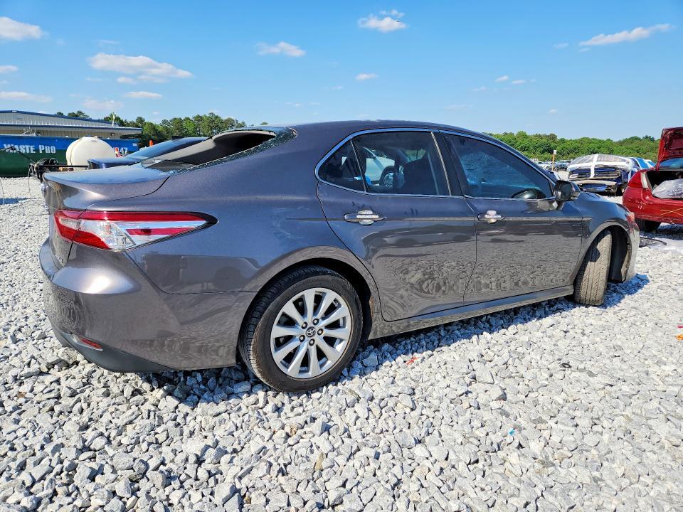 2018 TOYOTA CAMRY LE — Фото 3 из 13