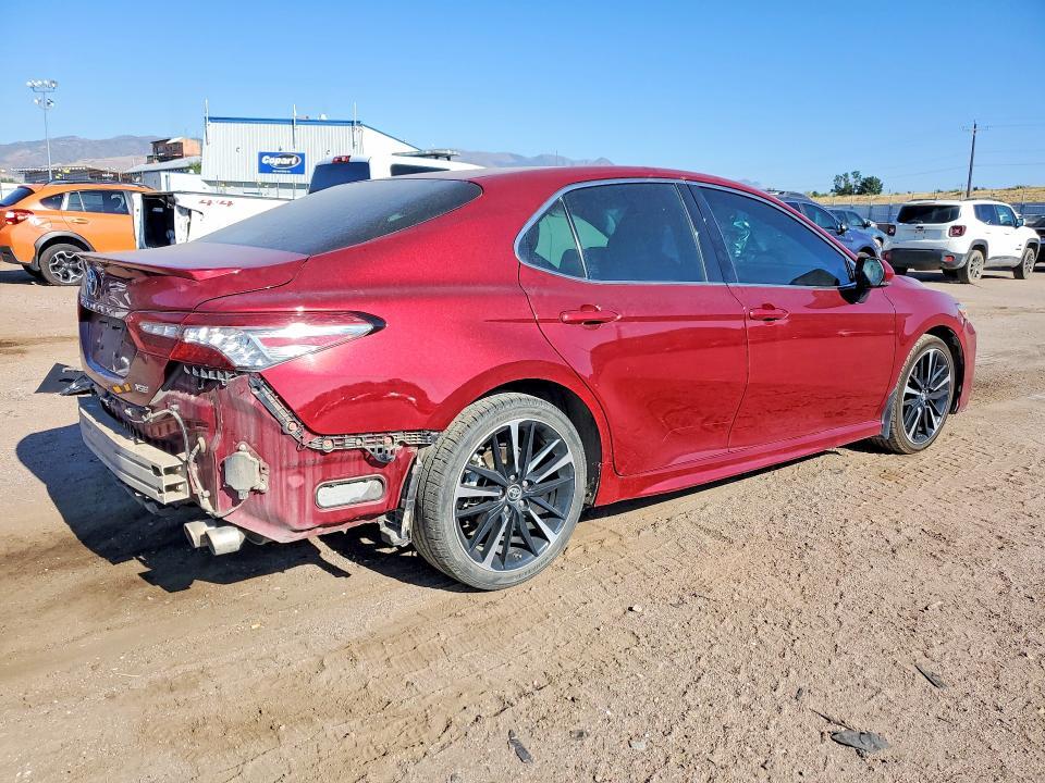2018 TOYOTA CAMRY XSE — Фото 3 из 12