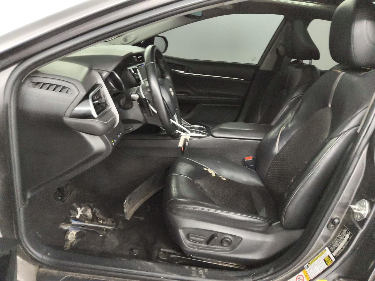 4T1BZ1HK5JU013729 2018 TOYOTA CAMRY photo no. 7