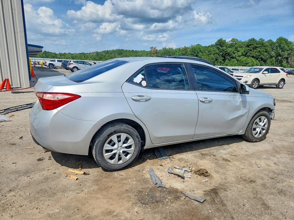 2018 TOYOTA COROLLA L — Фото 3 из 12