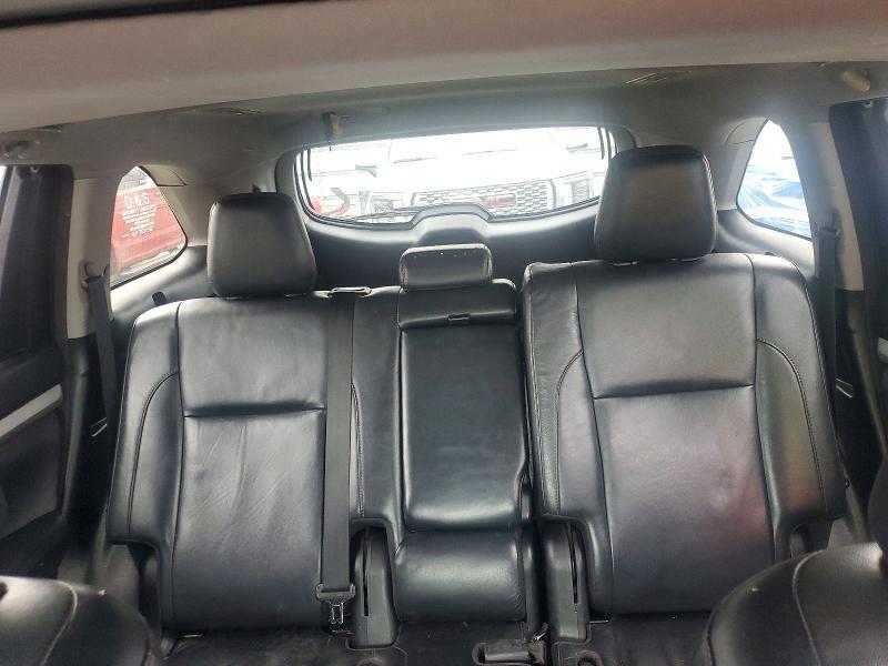 2018 TOYOTA HIGHLANDER XLE — Фото 10 из 13