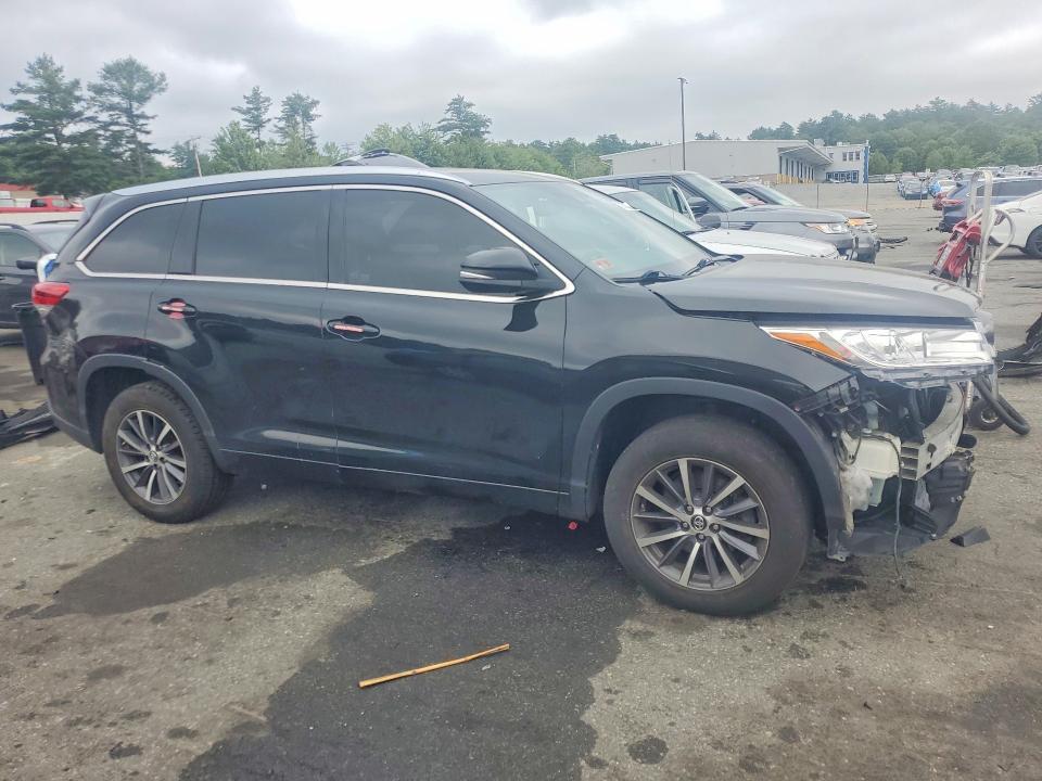 2018 TOYOTA HIGHLANDER XLE — Фото 4 из 13