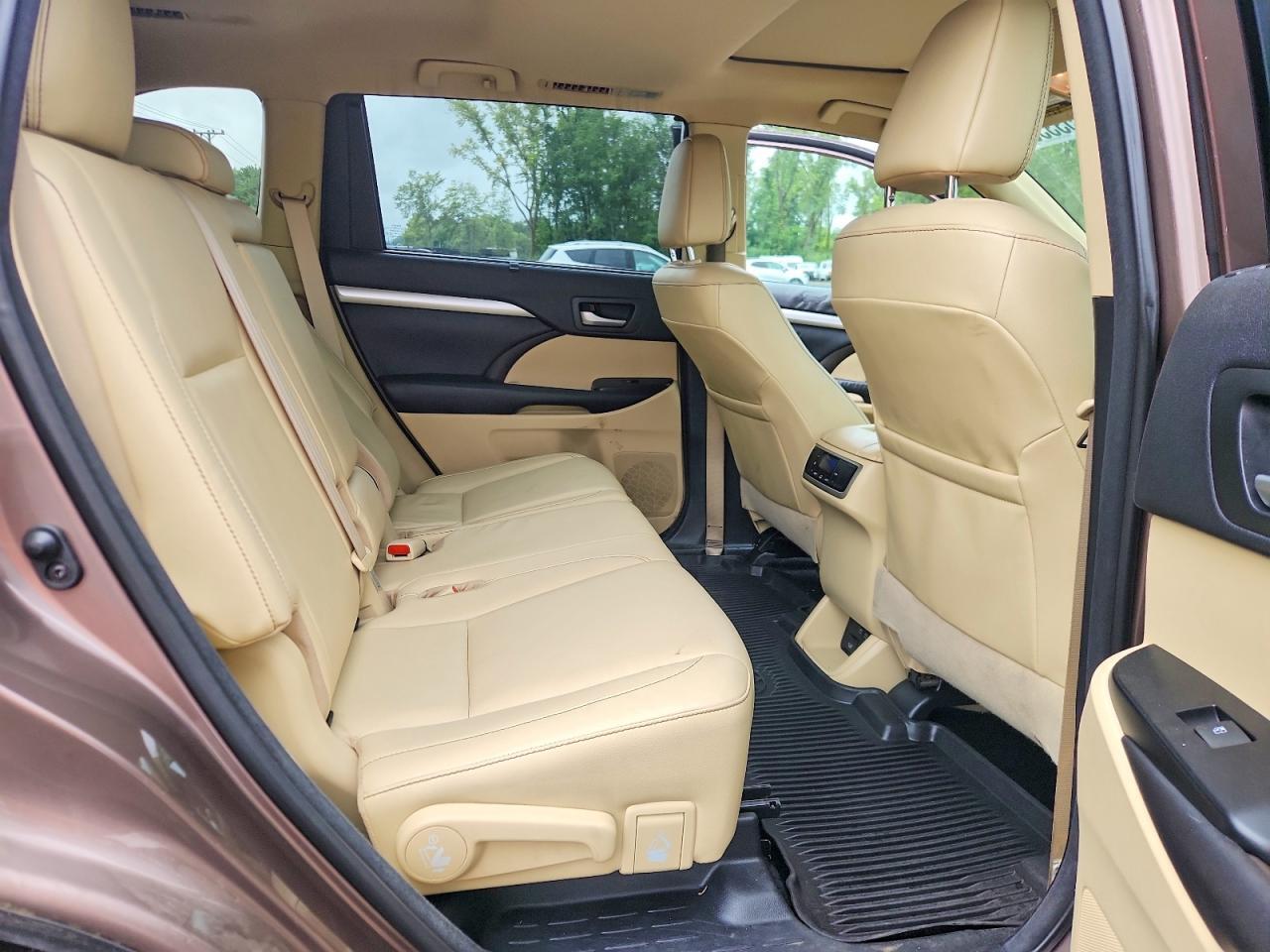 2018 TOYOTA HIGHLANDER XLE — Фото 11 из 13