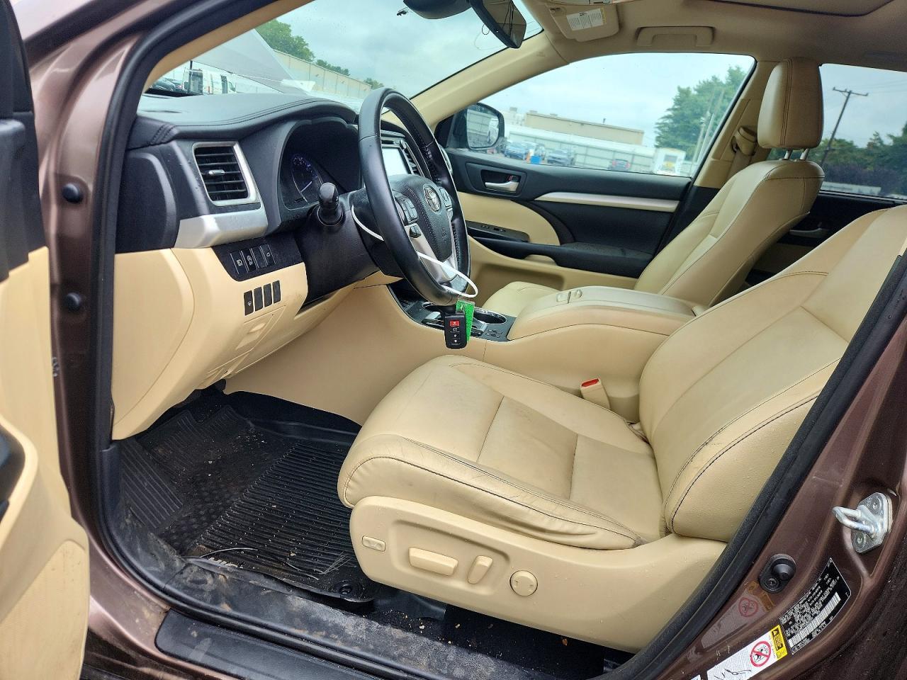 2018 TOYOTA HIGHLANDER XLE — Фото 7 из 13