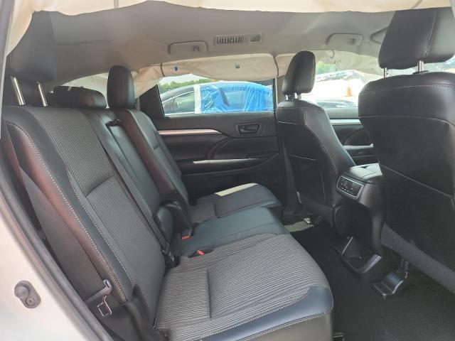 2018 TOYOTA HIGHLANDER LE PLUS — Фото 11 из 14