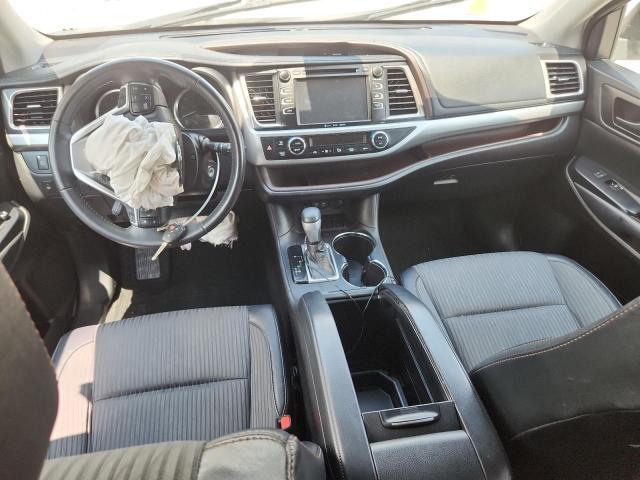 2018 TOYOTA HIGHLANDER LE PLUS — Фото 8 из 14