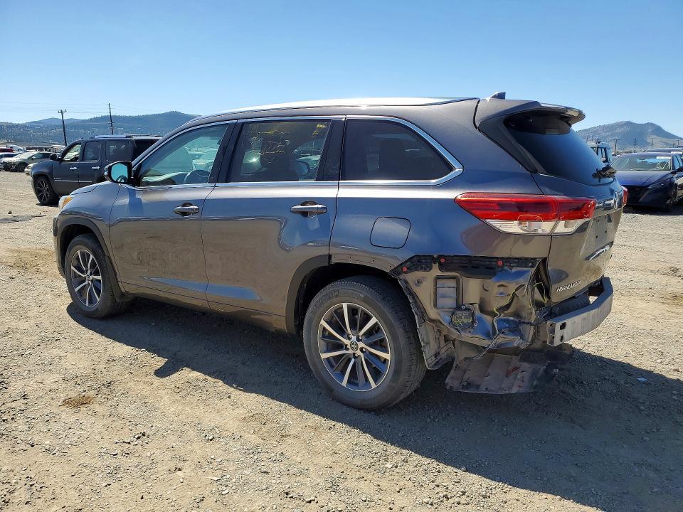 2018 TOYOTA HIGHLANDER XLE — Фото 2 из 13