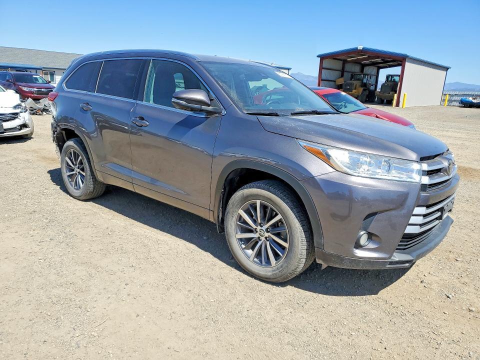 2018 TOYOTA HIGHLANDER XLE — Фото 4 из 13