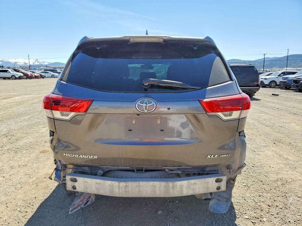 2018 TOYOTA HIGHLANDER XLE — Фото 6 из 13