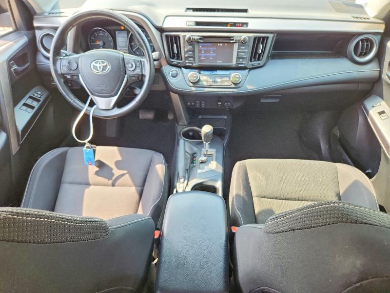 2018 TOYOTA RAV4 XLE — Фото 8 из 14
