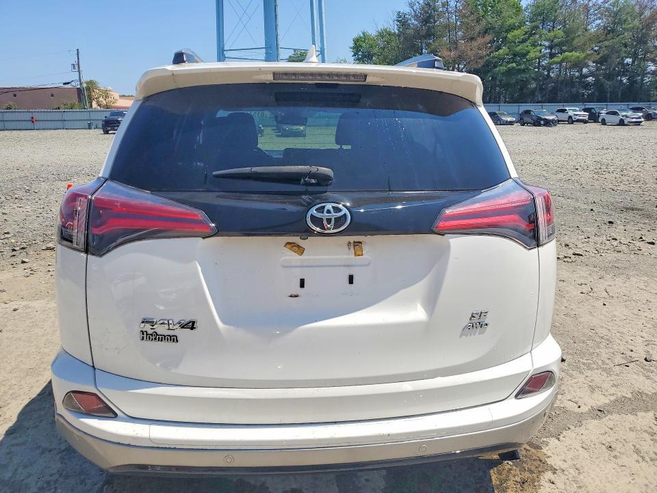 2T3JFREV8JW856221 2018 TOYOTA RAV4 photo no. 6