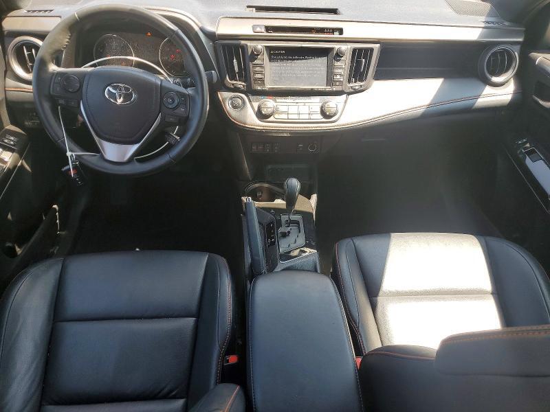 2T3JFREV8JW856221 2018 TOYOTA RAV4 photo no. 8