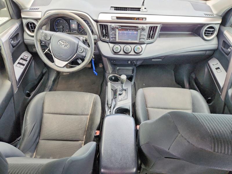 2018 TOYOTA RAV4 LE — Фото 8 из 12