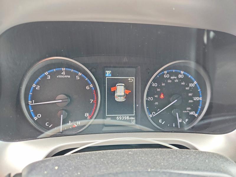 2018 TOYOTA RAV4 LE — Фото 9 из 12