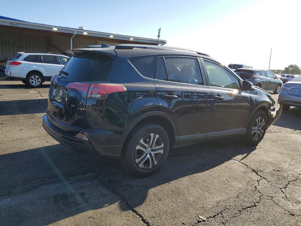 JTMZFREV8JJ738462 2018 TOYOTA RAV4 photo no. 3