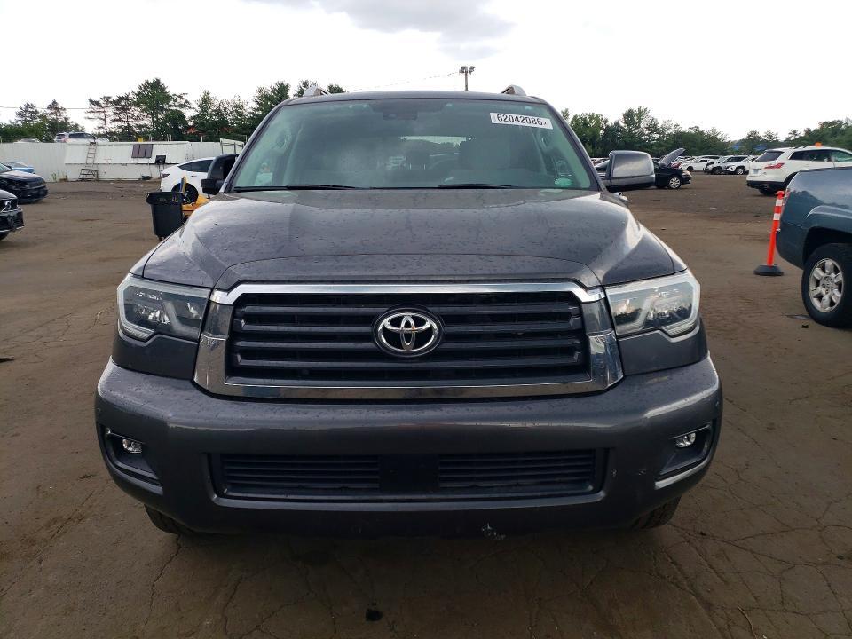 2018 TOYOTA SEQUOIA SR5 — Фото 5 из 13