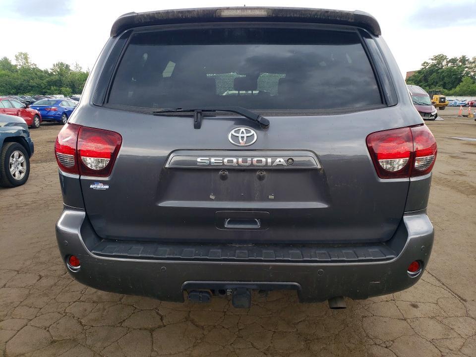 2018 TOYOTA SEQUOIA SR5 — Фото 6 из 13