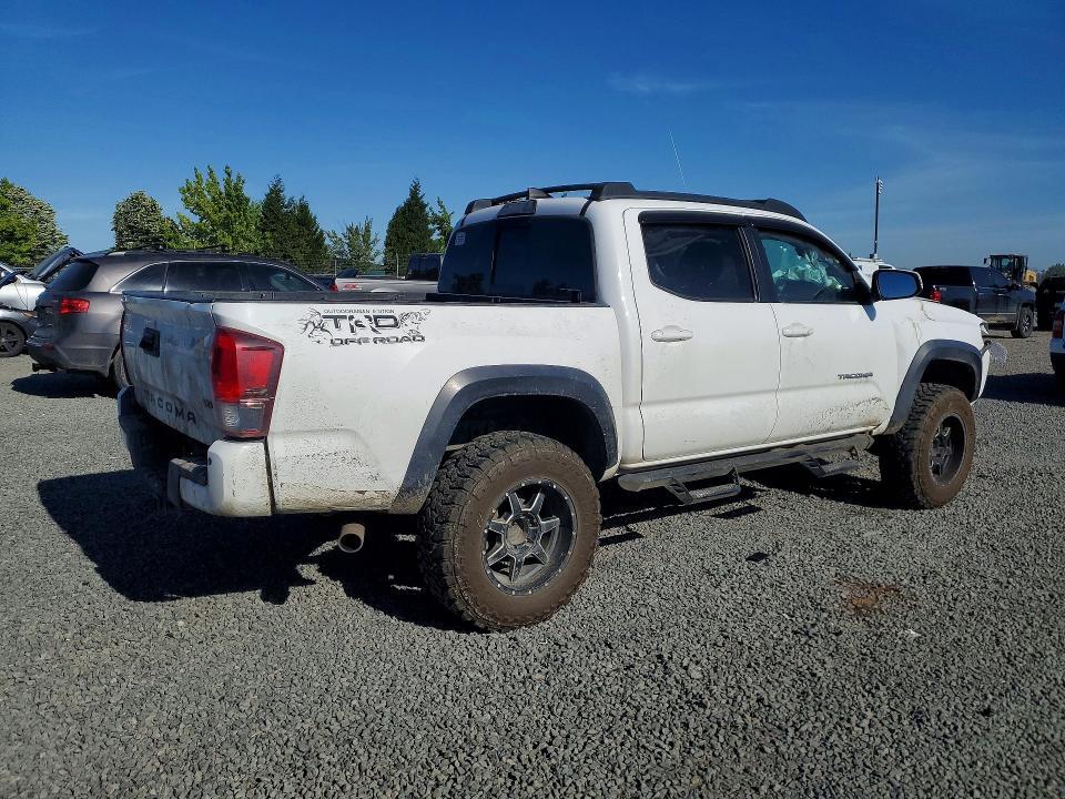2018 TOYOTA TACOMA TRD OFF-ROAD — Фото 3 из 12