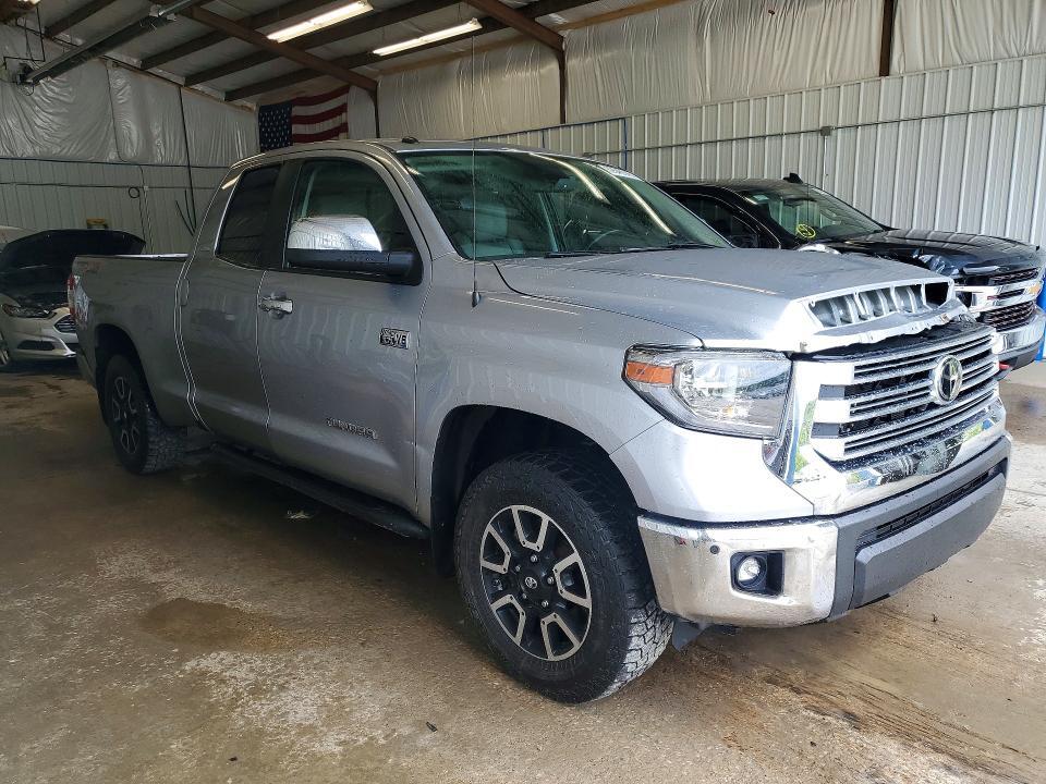 2018 TOYOTA TUNDRA DOUBLE CAB LIMITED — Фото 4 из 12