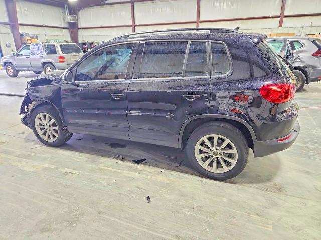 2018 VOLKSWAGEN TIGUAN — Фото 2 из 12