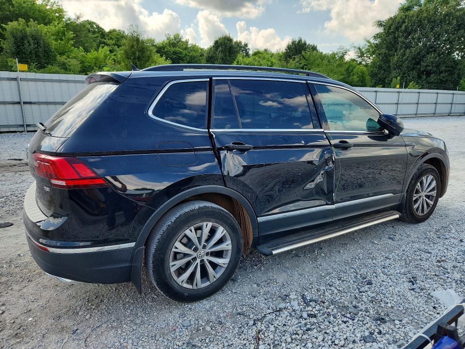 2018 VOLKSWAGEN TIGUAN SE — Фото 3 из 13