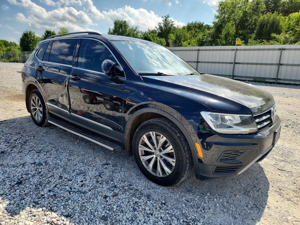 2018 VOLKSWAGEN TIGUAN SE — Фото 4 из 13