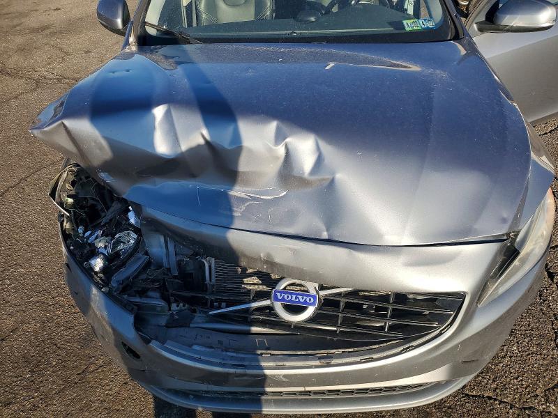 2018 VOLVO S60 DYNAMIC — Фото 11 из 12