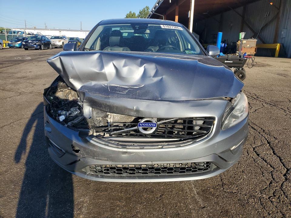 2018 VOLVO S60 DYNAMIC — Фото 5 из 12