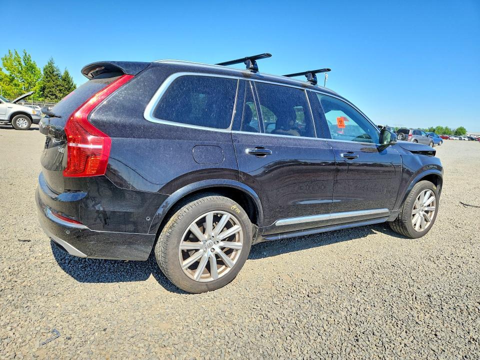 2018 VOLVO XC90 T6 — Фото 3 из 13