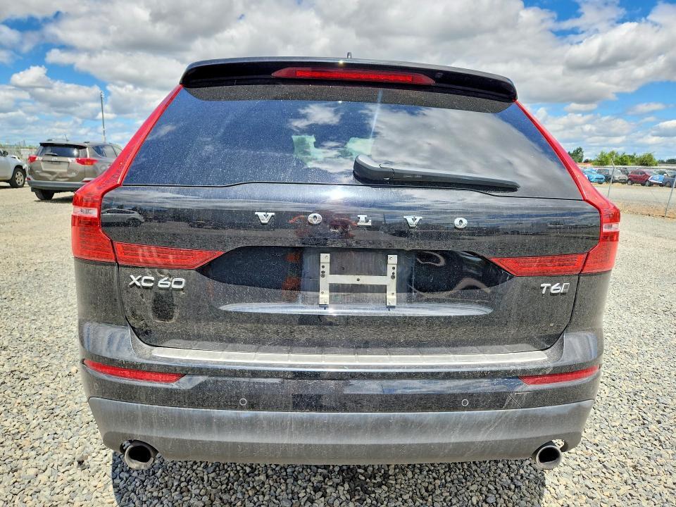 2018 VOLVO XC60 T6 — Фото 6 из 14