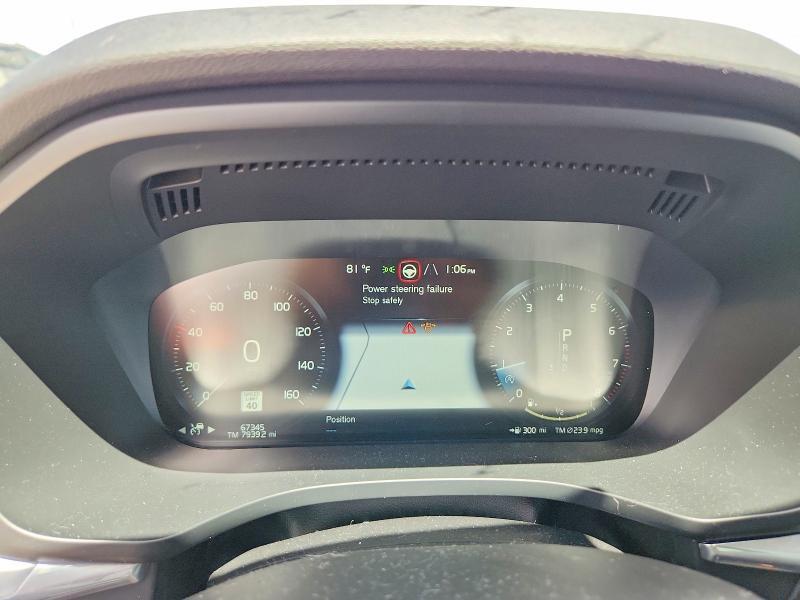 2018 VOLVO XC60 T6 — Фото 9 из 14
