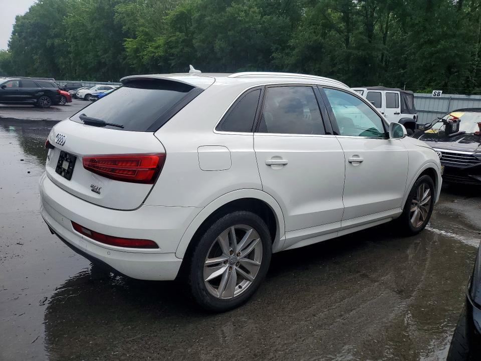 2017 AUDI Q3 PREMIUM PLUS — Фото 3 из 12
