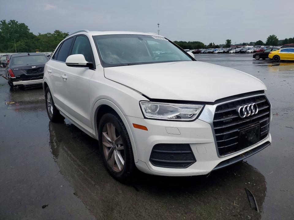 2017 AUDI Q3 PREMIUM PLUS — Фото 4 из 12