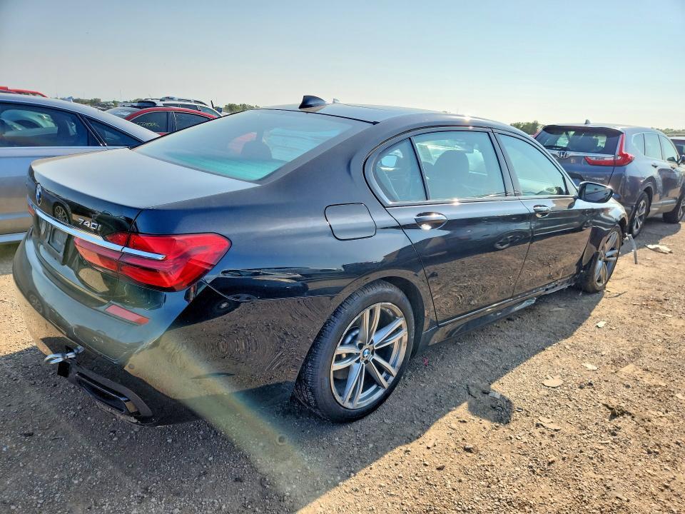WBA7E4C58HGU99435 2017 BMW 740 photo no. 3