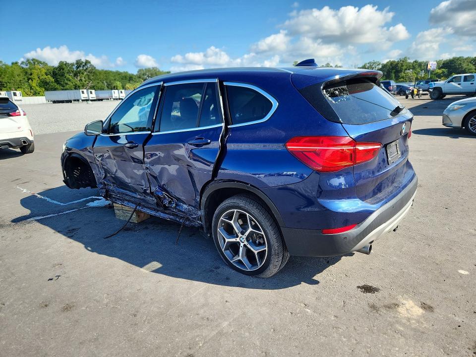 2017 BMW X1 SDRIVE28I — Фото 2 из 13
