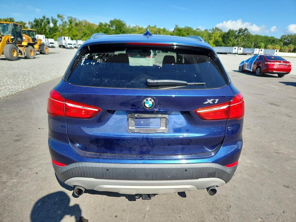 2017 BMW X1 SDRIVE28I — Фото 6 из 13