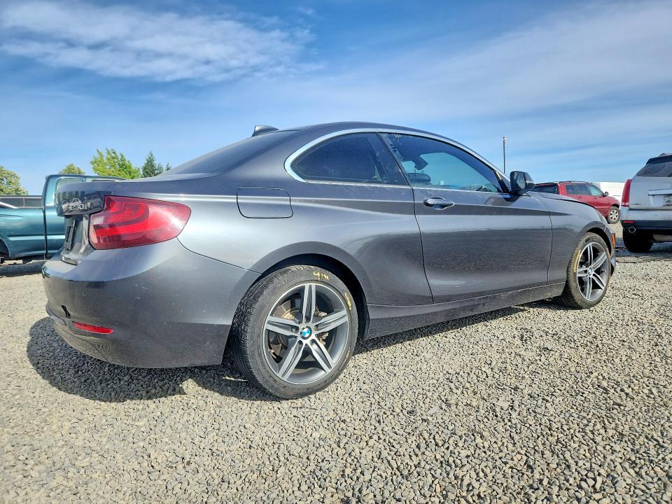 2017 BMW 230XI — Фото 3 из 12