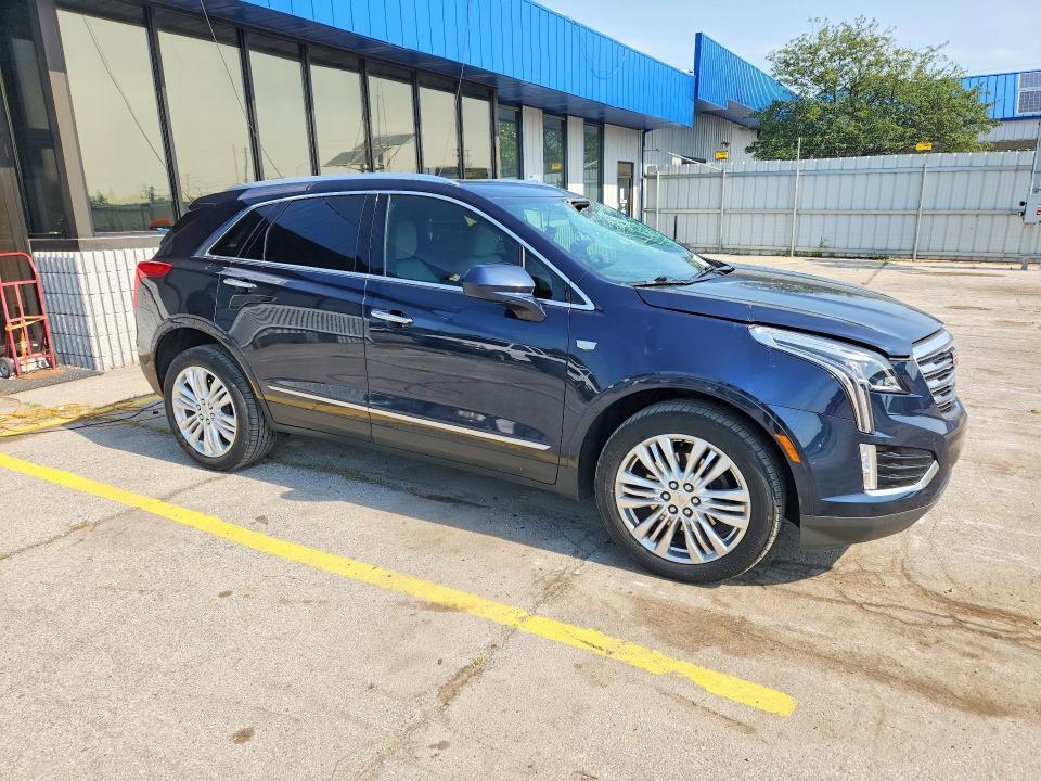 1GYKNCRS0HZ288958 2017 CADILLAC XT5 photo no. 4