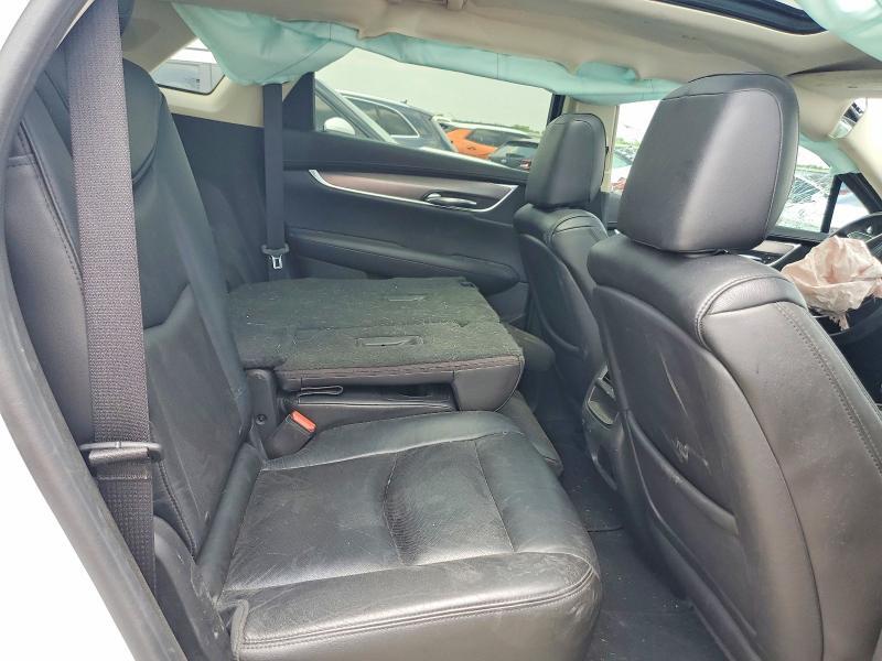 1GYKNBRS2HZ106784 2017 CADILLAC XT5 photo no. 10