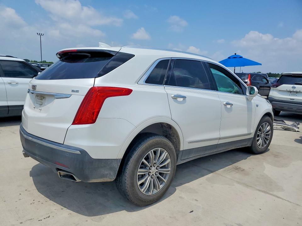 1GYKNBRS2HZ106784 2017 CADILLAC XT5 photo no. 3