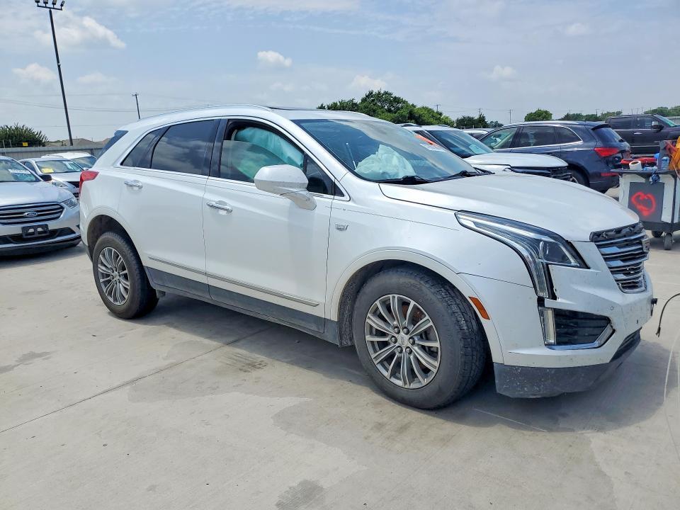 1GYKNBRS2HZ106784 2017 CADILLAC XT5 photo no. 4