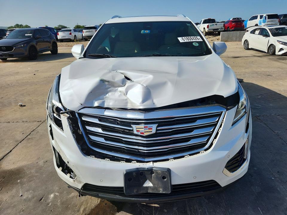 2017 CADILLAC XT5 LUXURY — Фото 5 из 13