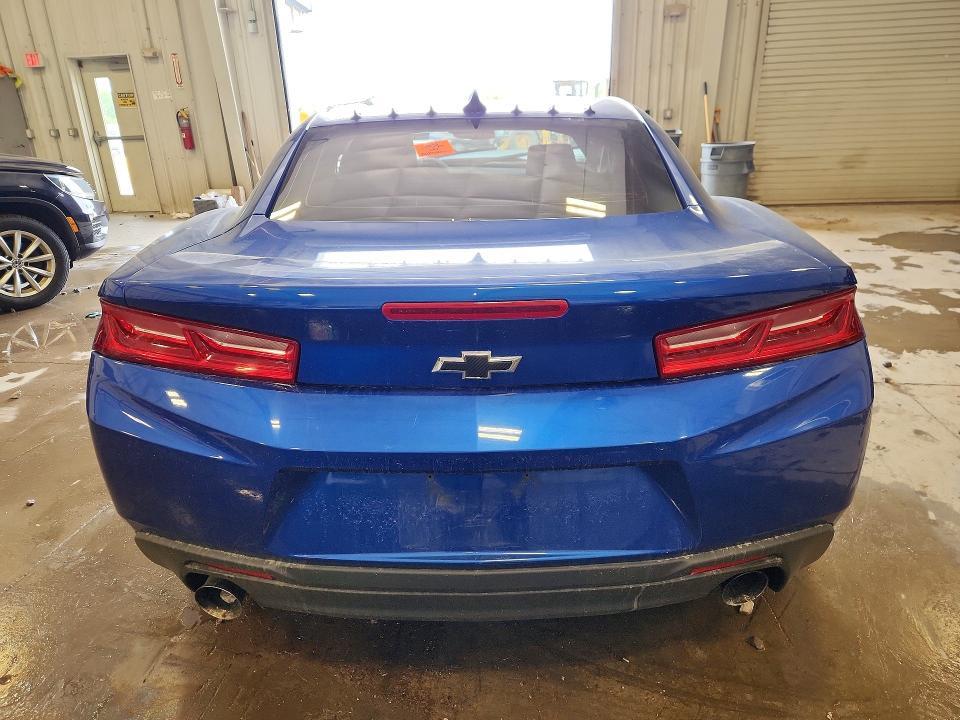 2017 CHEVROLET CAMARO LT — Фото 6 из 12