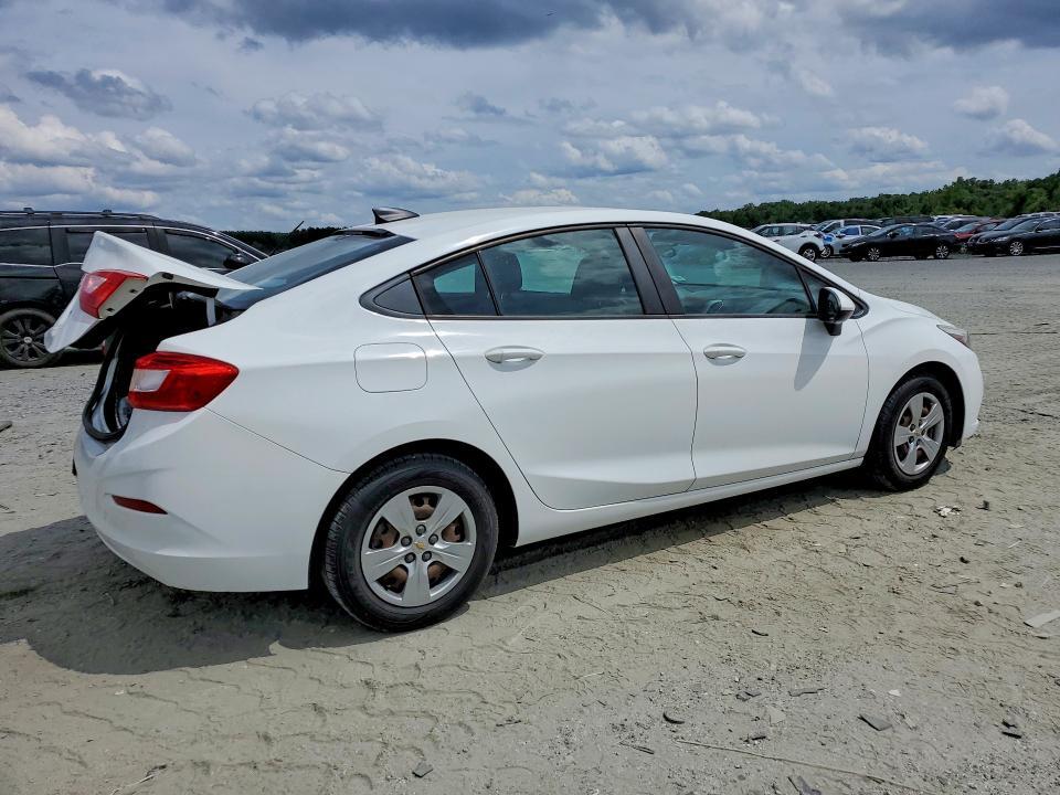 2017 CHEVROLET CRUZE LS — Фото 3 из 12