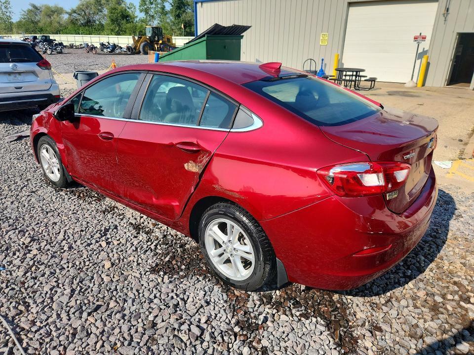 2017 CHEVROLET CRUZE LT — Фото 2 из 12