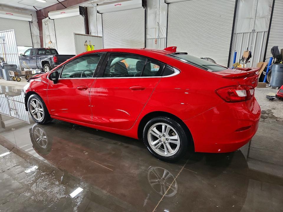 2017 CHEVROLET CRUZE LT — Фото 2 из 13