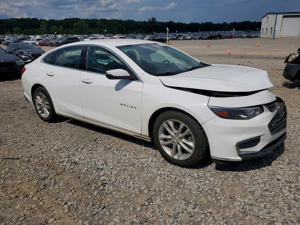 2017 CHEVROLET MALIBU LT — Фото 4 из 12